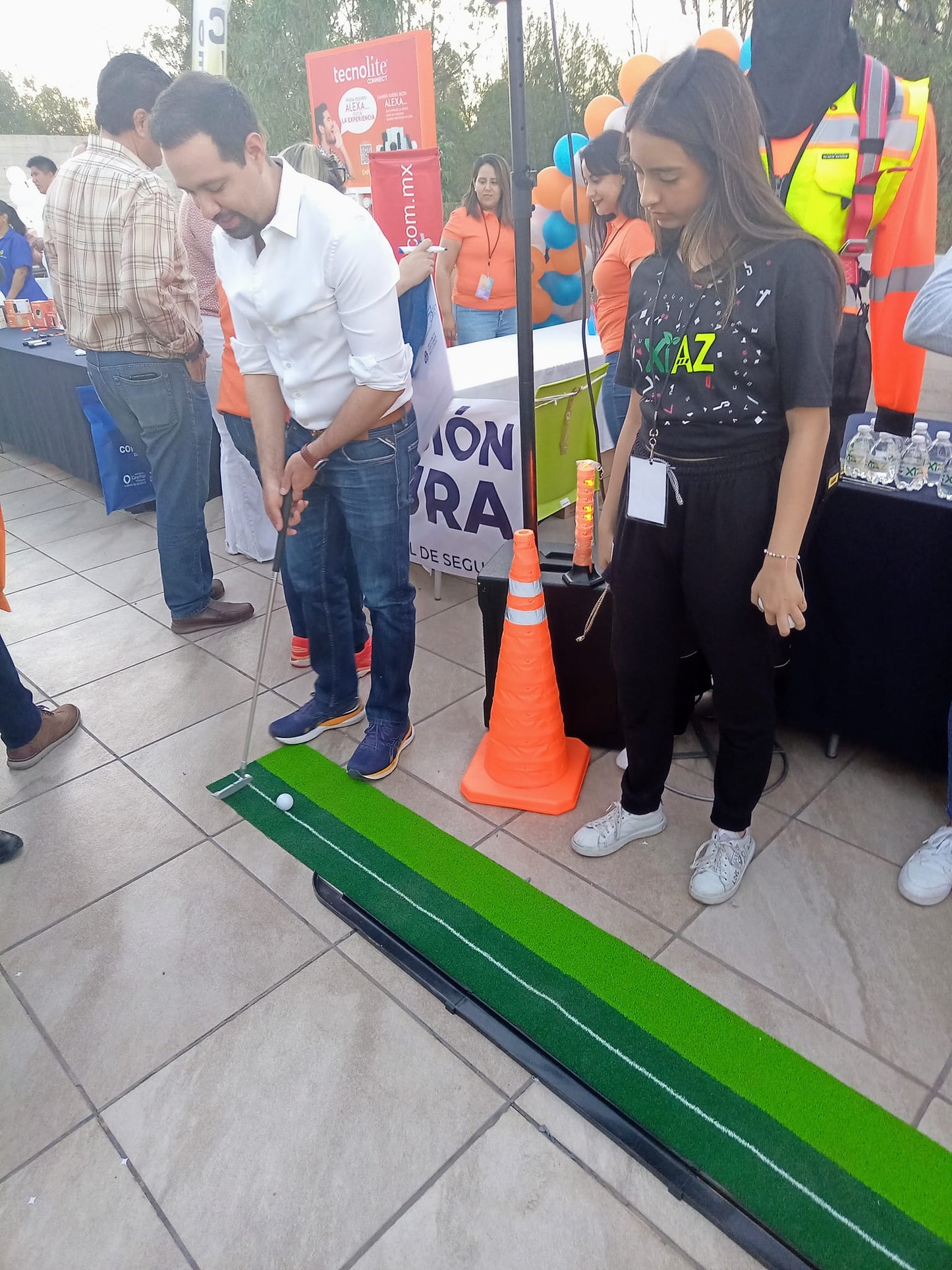 EXPO VER MAS...
