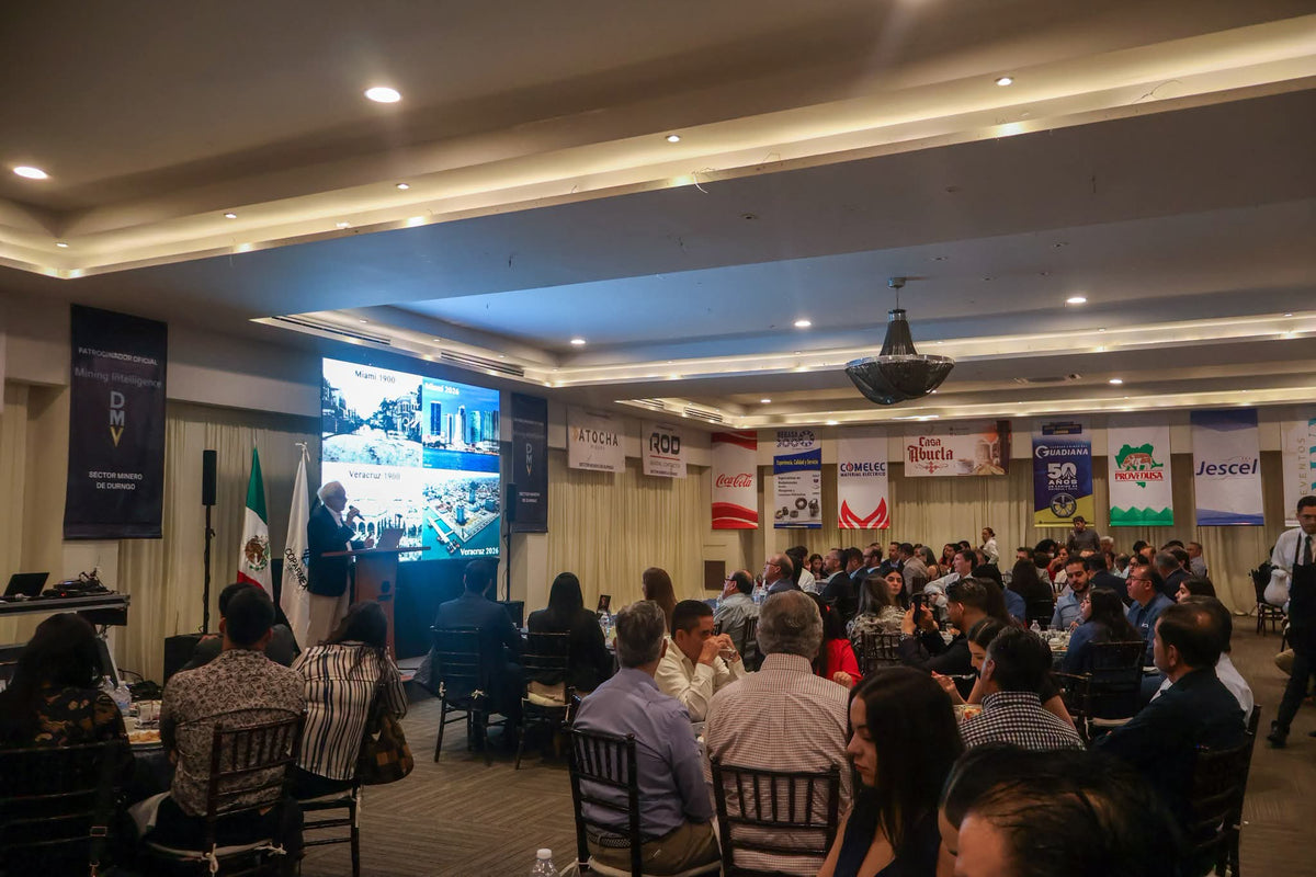 COPARMEX Y XIAZ VER MAS...